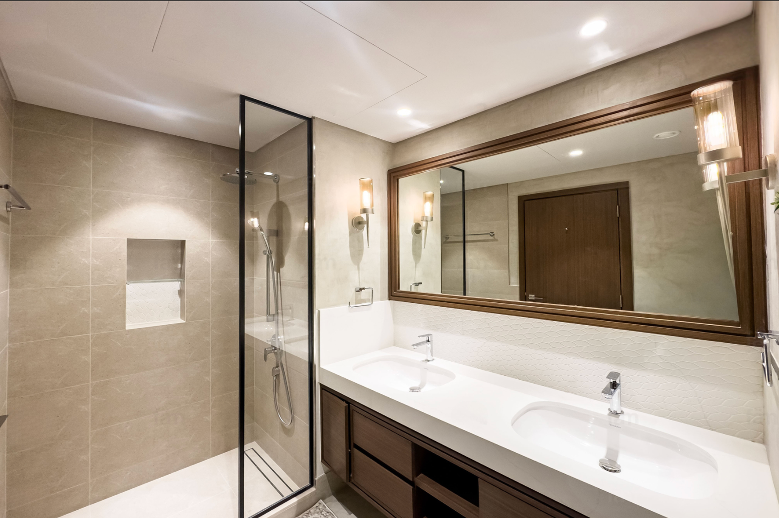 2 Bedroom Apartment for Sale in Emaar Beachfront, Dubai — photo 9