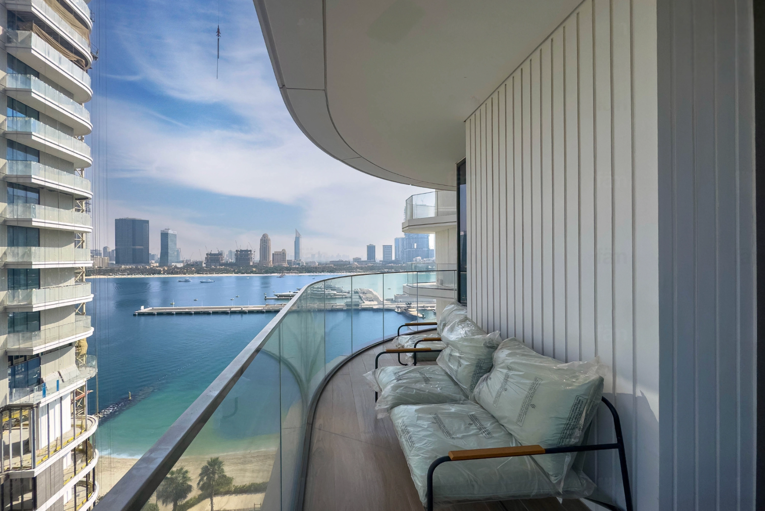 Premium 2 Bedroom Beachfront Apartment at Palace Beach Dubai